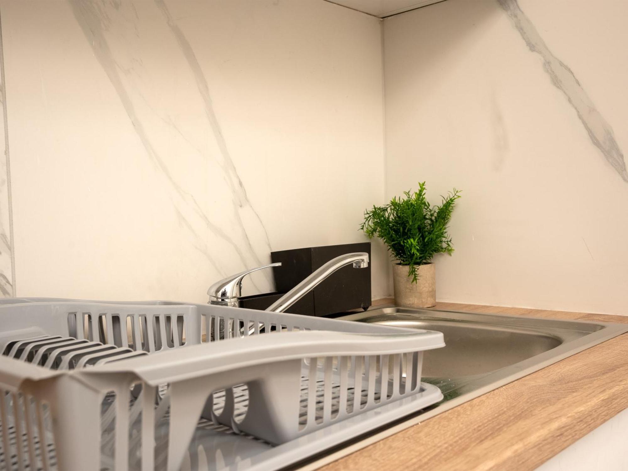 Serviceroom24 - Apartment 4 In Herten Wlan - Smart-Tv - 24-7 Check-In Und Kueche Exterior foto