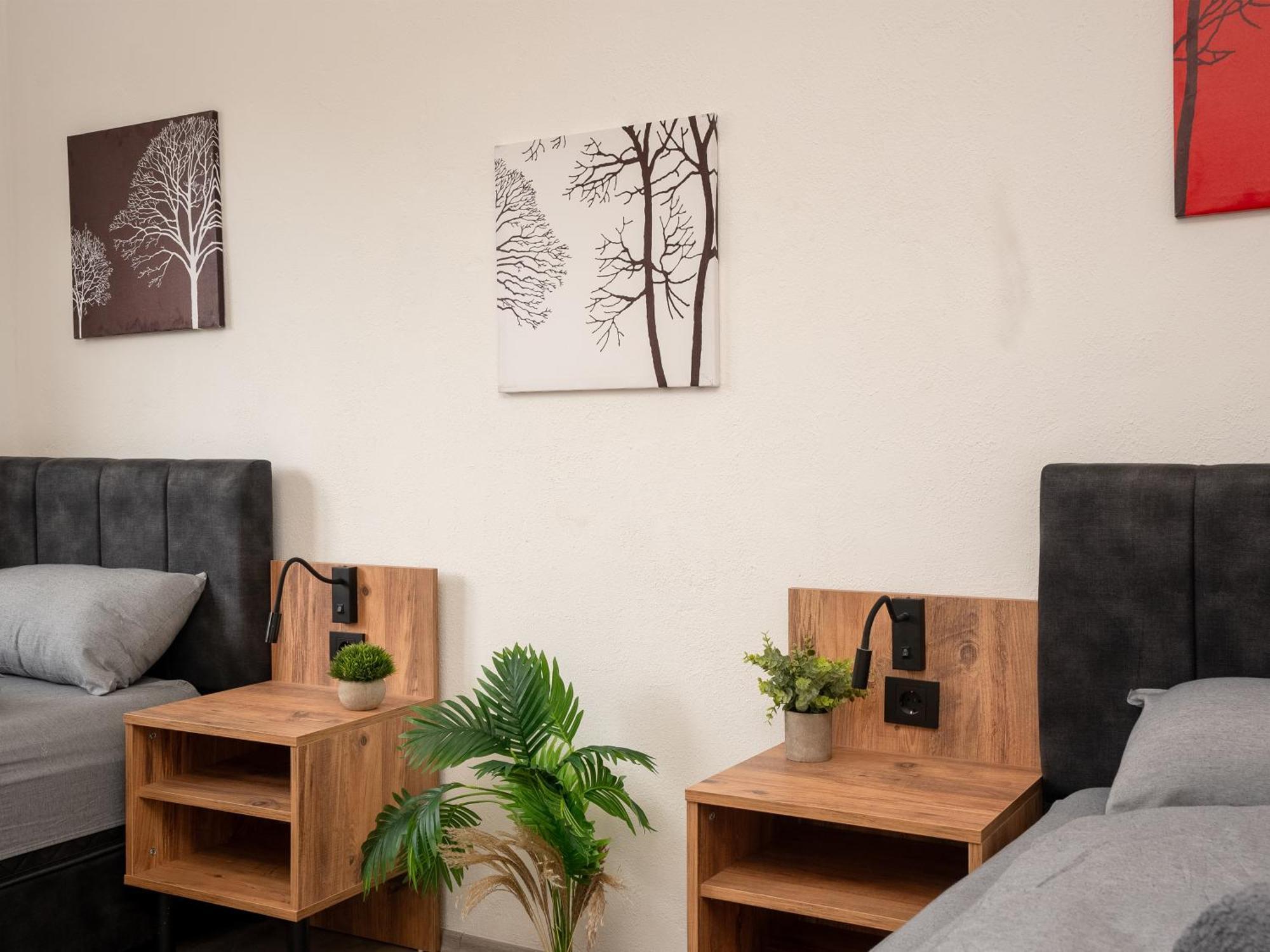 Serviceroom24 - Apartment 4 In Herten Wlan - Smart-Tv - 24-7 Check-In Und Kueche Exterior foto